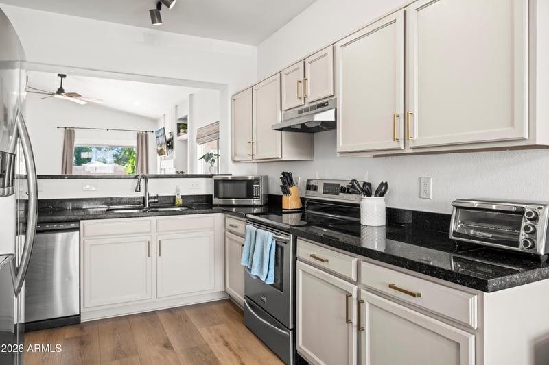 3581 Larkspur Way, Chandler, AZ 85248