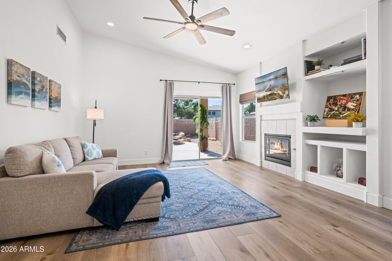 3581 Larkspur Way, Chandler, AZ 85248