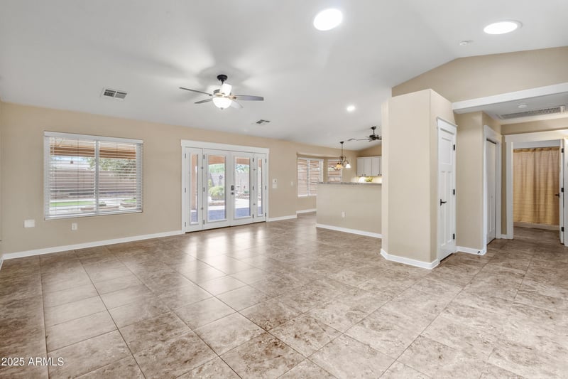3581 Santa Clara Dr, San Tan Valley, AZ 85140