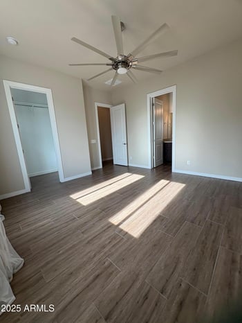 35819 17th Ave, Phoenix, AZ 85086