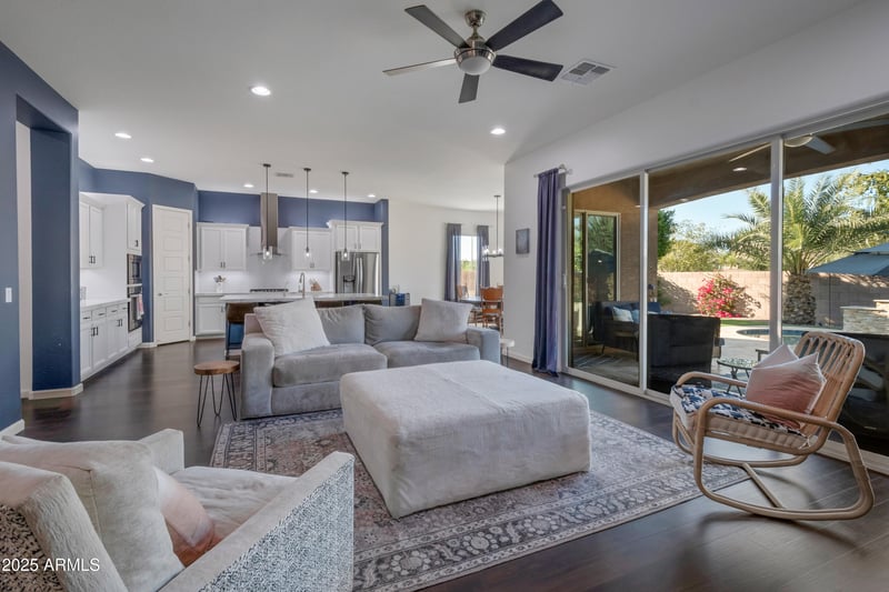 3582 Cassia Ln, Gilbert, AZ 85298