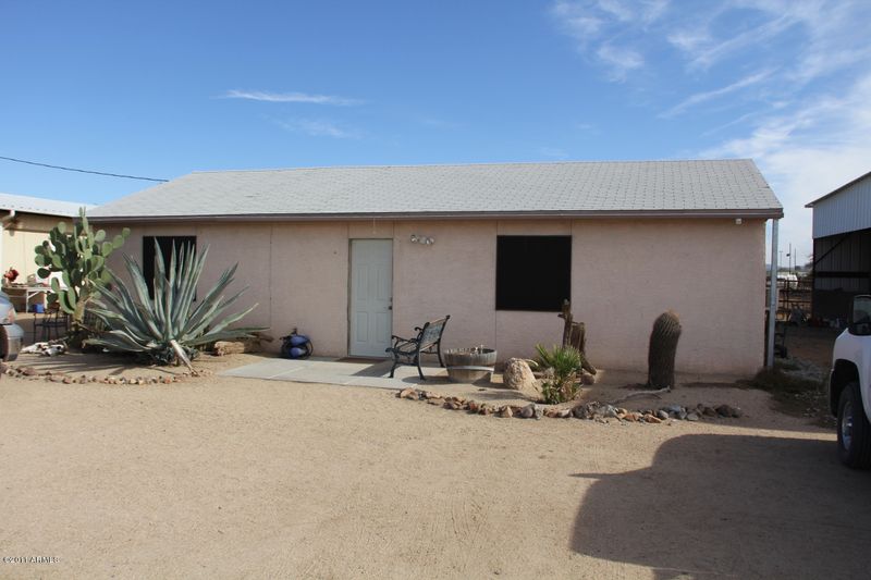 35843 N 10th St, Phoenix, AZ 85086