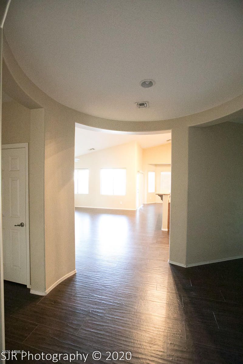 3585 S Danielson Way, Chandler, AZ 85286