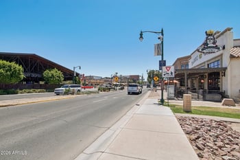 359 Frances Ln, Gilbert, AZ 85295