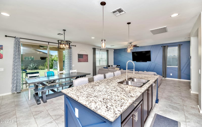 359 Salali Trl, San Tan Valley, AZ 85140