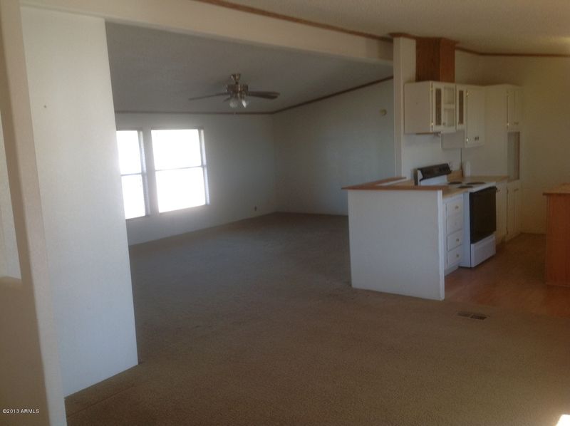 35911 N 14th St, Phoenix, AZ 85086