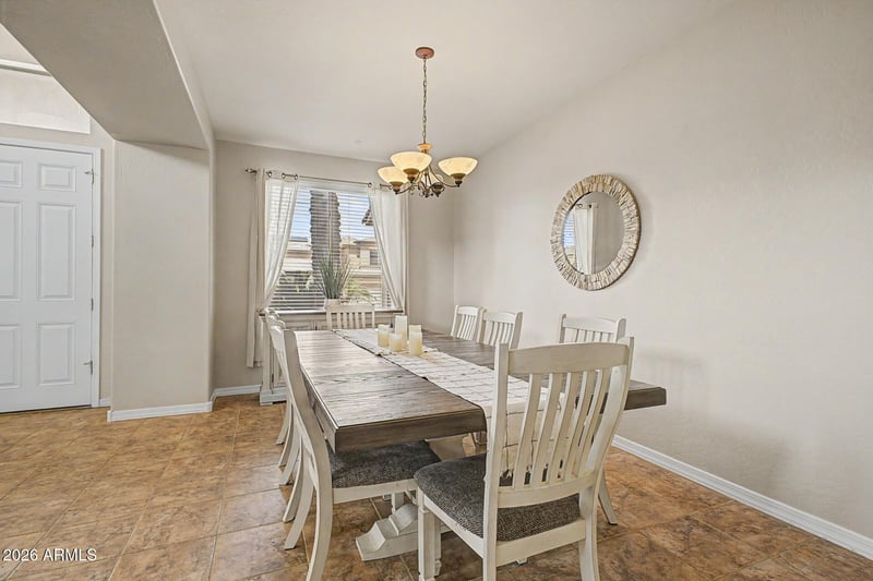 3595 Latham Way, Gilbert, AZ 85297