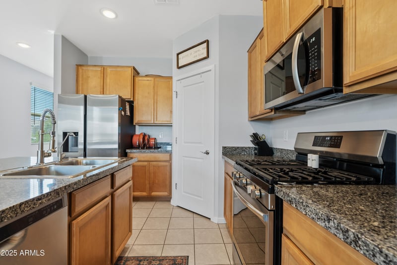 3597 Henson St, San Tan Valley, AZ 85140