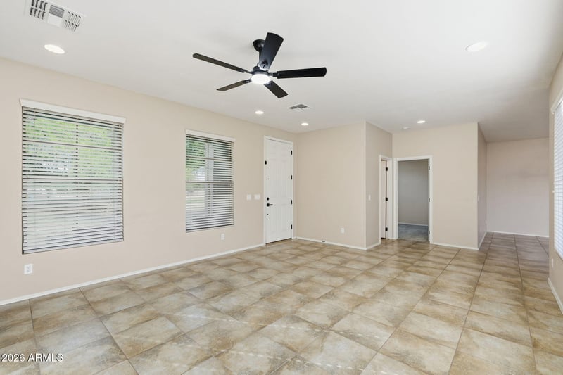 3599 Swan Dr, Gilbert, AZ 85297