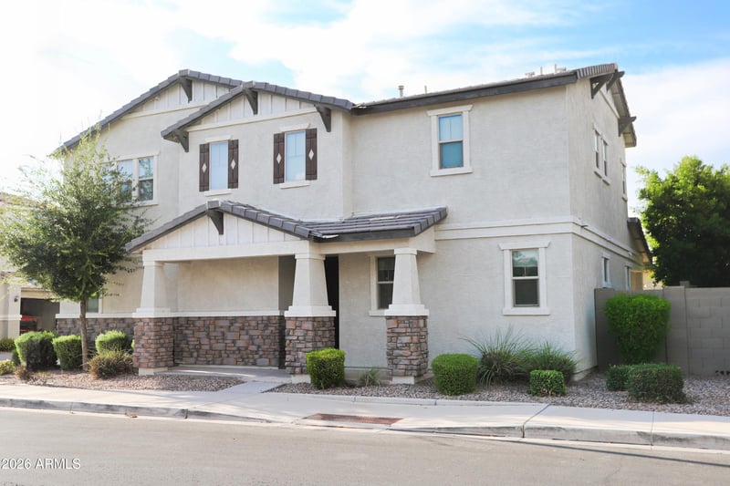 36 E Constitution Dr, Gilbert, AZ 85296