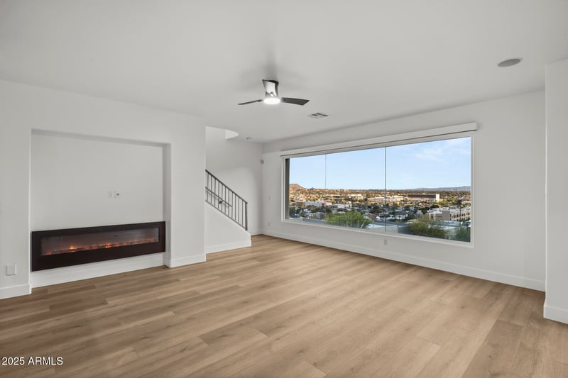 36 Foothill Dr, Phoenix, AZ 85021