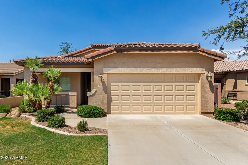 360 Lyle Ave, San Tan Valley, AZ 85140