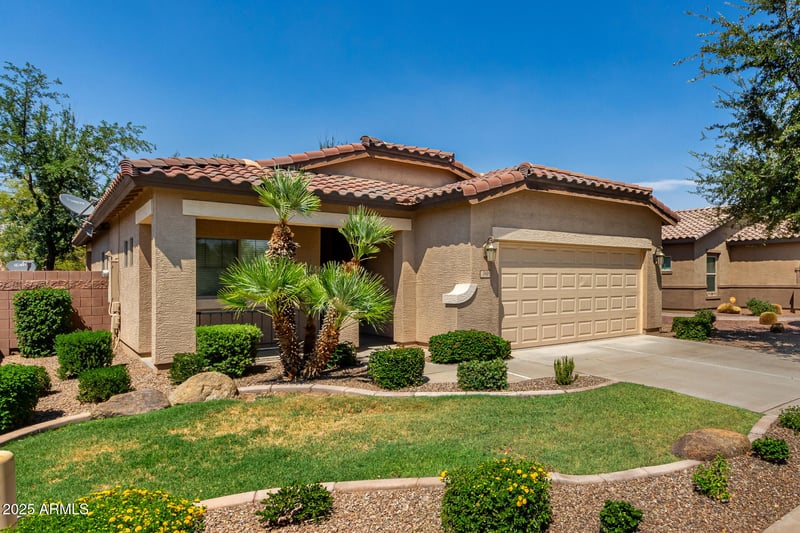 360 Lyle Ave, San Tan Valley, AZ 85140