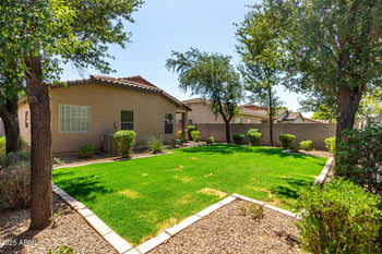 360 Lyle Ave, San Tan Valley, AZ 85140