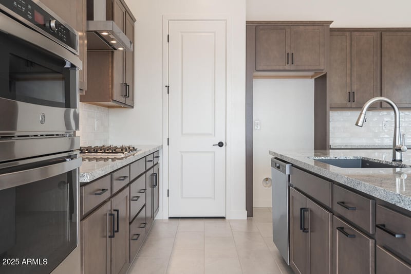 36007 Bottling Dr, San Tan Valley, AZ 85140
