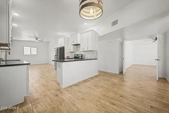 3601 Laurel Ln, Phoenix, AZ 85028