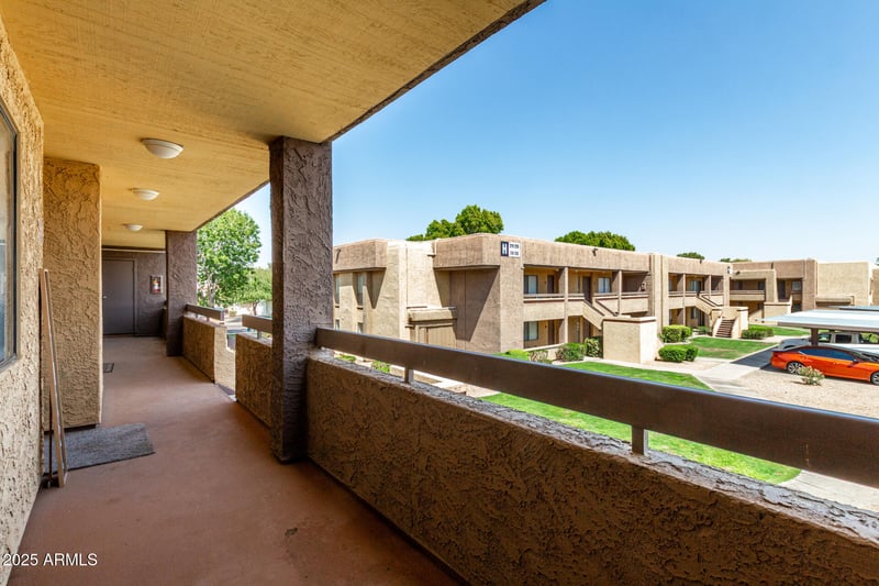 3601 Tierra Buena Ln #227, Phoenix, AZ 85053