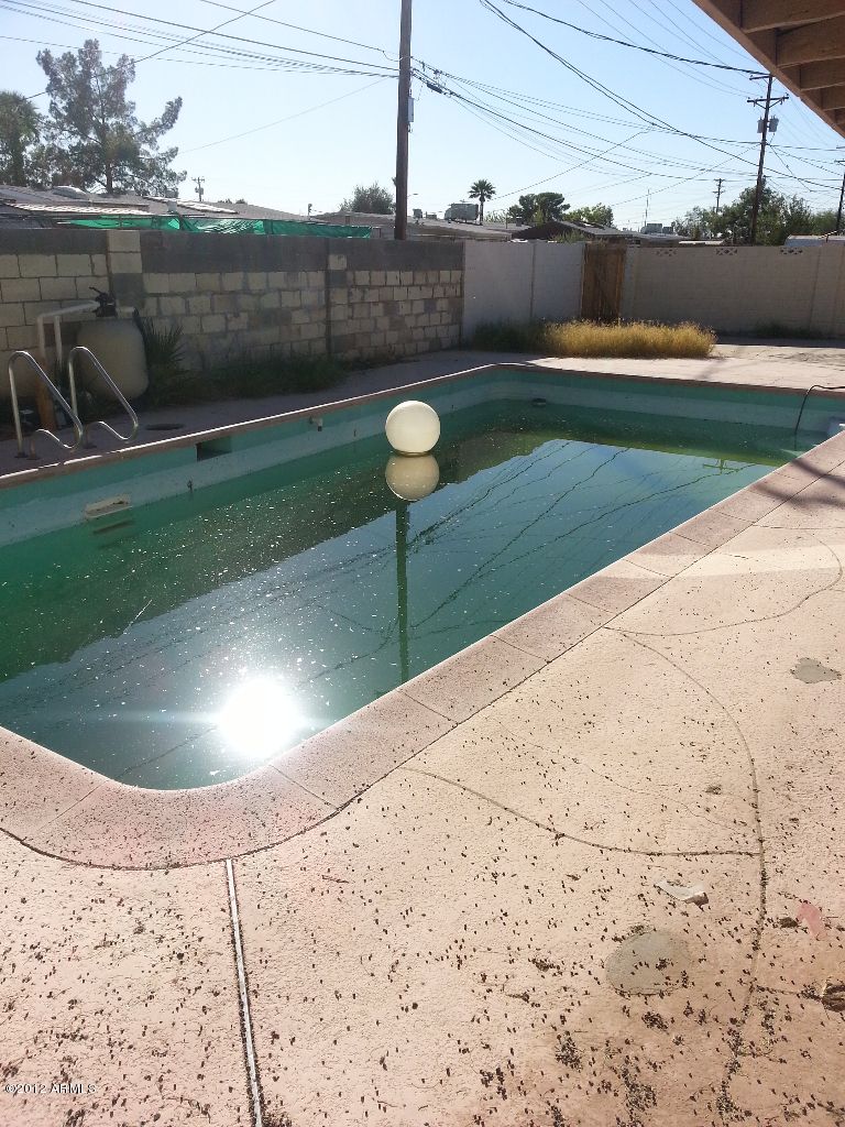 3601 W Minnezona Ave, Phoenix, AZ 85019