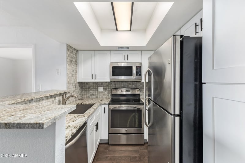 3601 W Tierra Buena Ln #271, Phoenix, AZ 85053