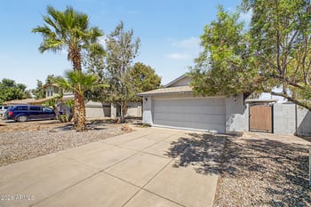 3602 Behrend Dr, Glendale, AZ 85308