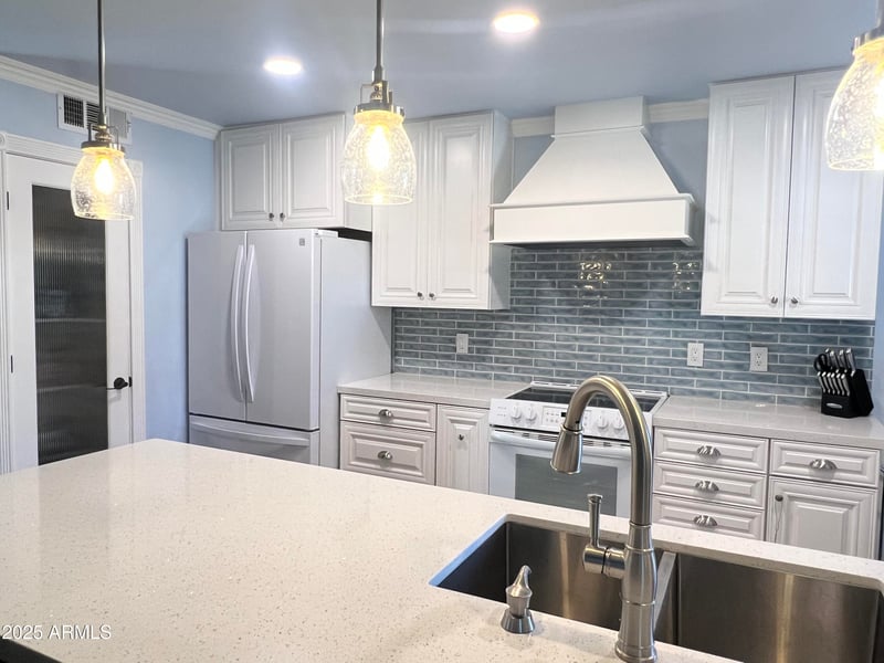 3602 Frier Dr, Phoenix, AZ 85051