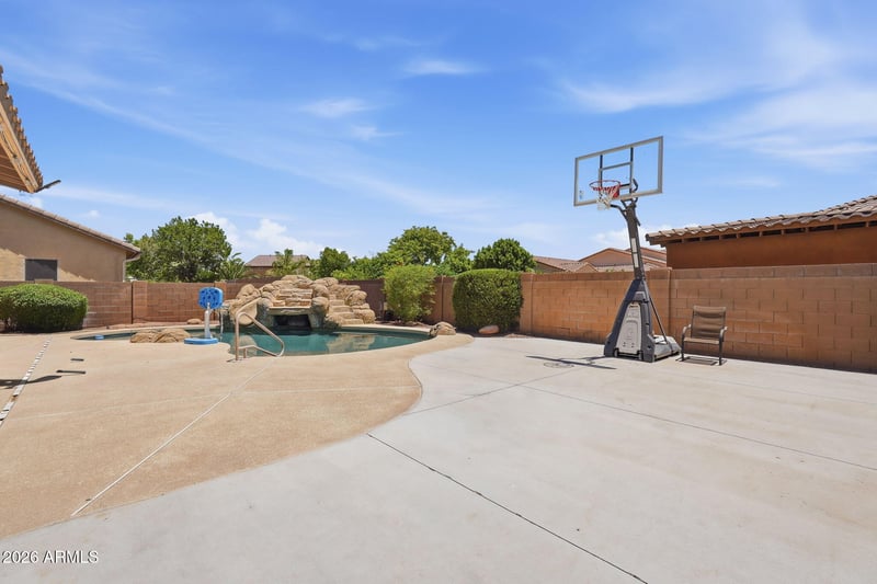 3605 Danielson Way, Chandler, AZ 85286