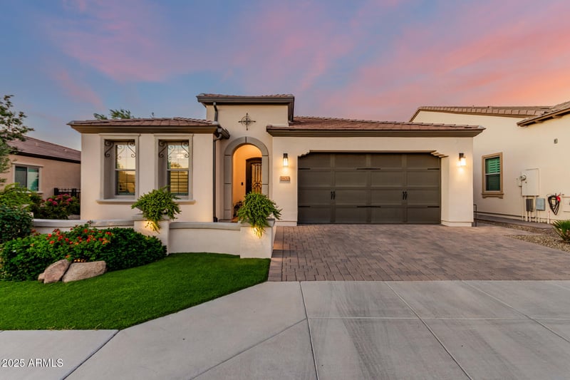 36053 N Stoneware Dr, Queen Creek, AZ 85140