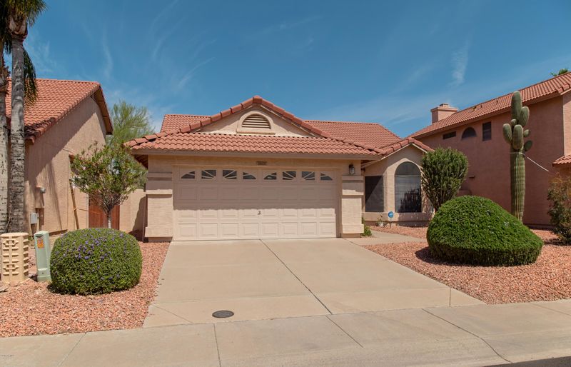 3606 E Long Lake Rd, Phoenix, AZ 85048