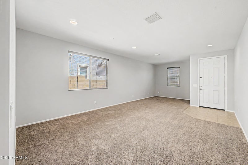 36060 N Vidlak Dr, San Tan Valley, AZ 85143