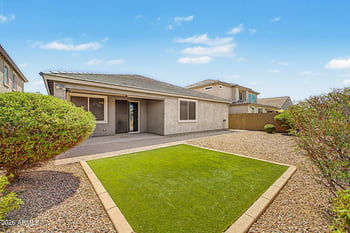 36060 N Vidlak Dr, San Tan Valley, AZ 85143