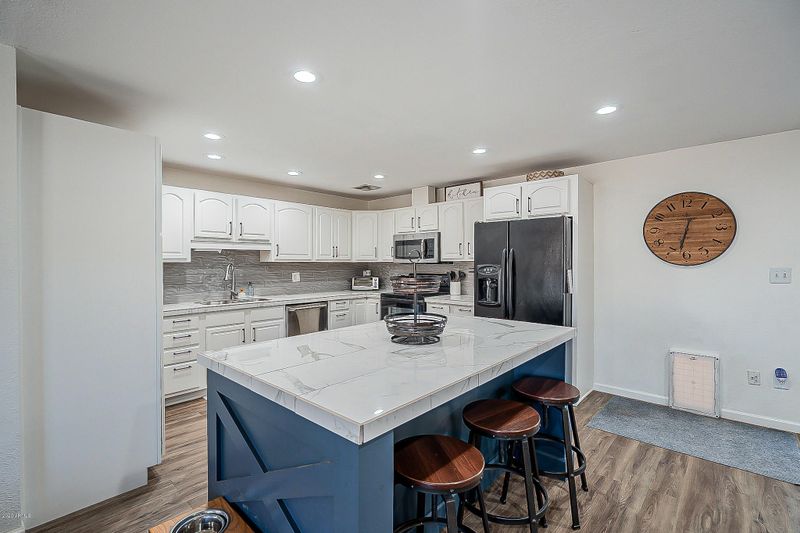 3607 E Karen Dr, Phoenix, AZ 85032