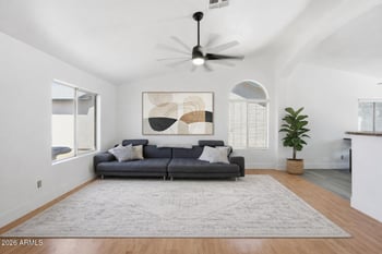 3607 Firehawk Dr, Glendale, AZ 85308