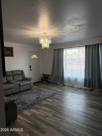 3607 Mclellan Blvd, Phoenix, AZ 85019