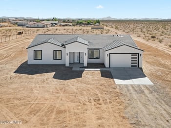36073 Indian School Rd, Tonopah, AZ 85354