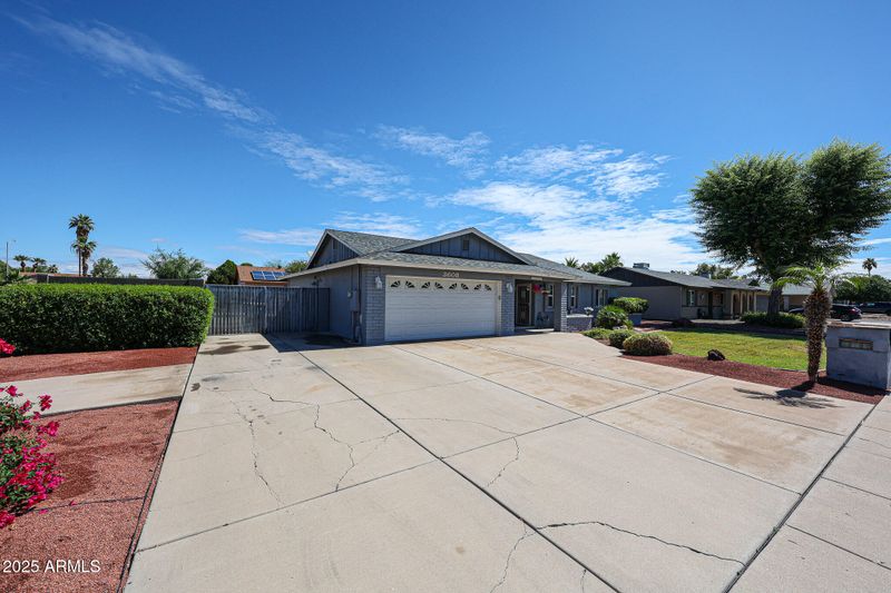 3608 W Villa Rita Dr, Glendale, AZ 85308