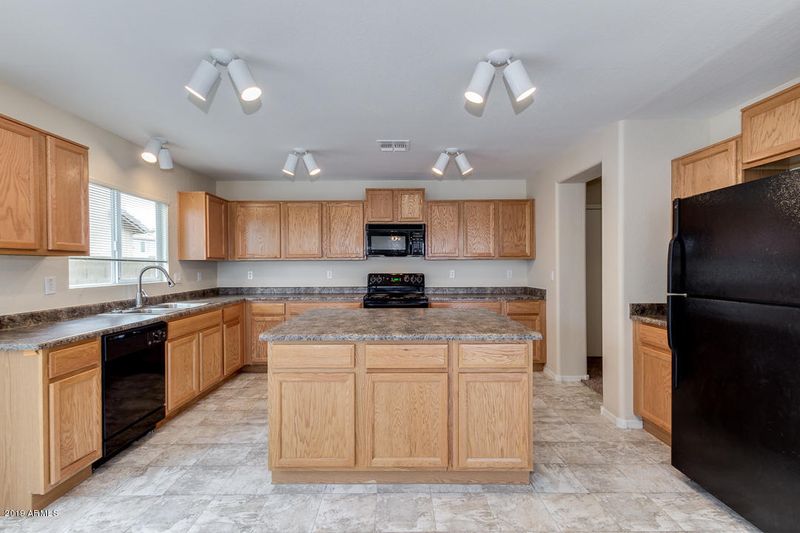 3609 E Sierrita Rd, San Tan Valley, AZ 85143