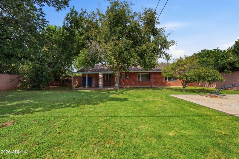 3609 N 40th St, Phoenix, AZ 85018