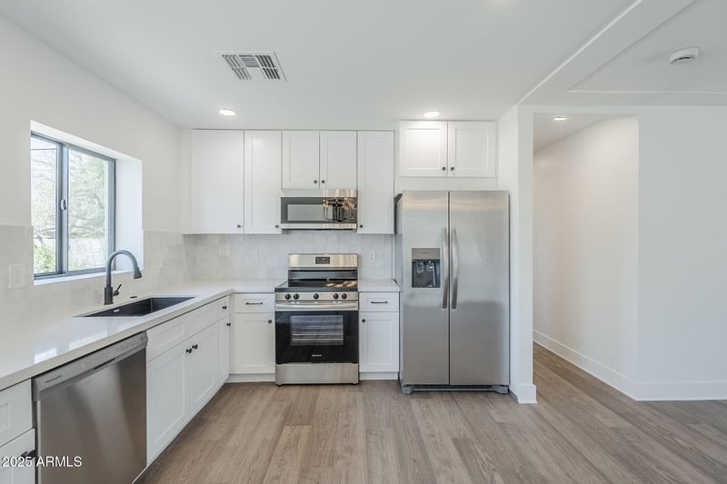 3609 Palm Ln, Phoenix, AZ 85008