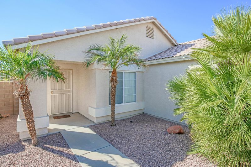 3609 W Tina Ln, Glendale, AZ 85310