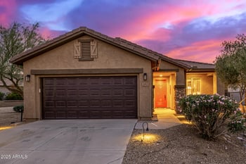 361 Twin Peaks Pw, San Tan Valley, AZ 85143