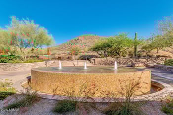 361 Twin Peaks Pw, San Tan Valley, AZ 85143