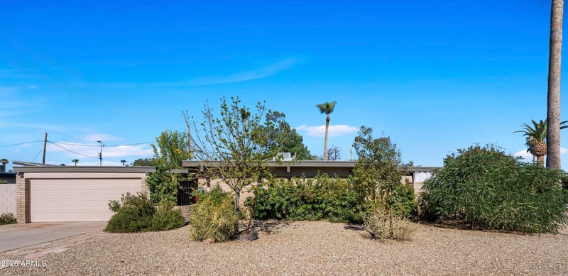 3610 E Sunnyside Dr, Phoenix, AZ 85028