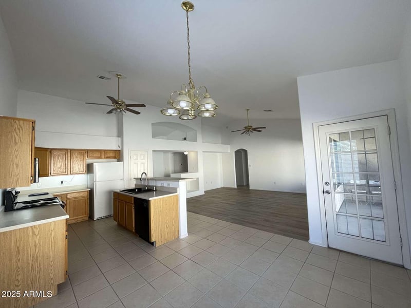 3610 Menadota Dr, Glendale, AZ 85308