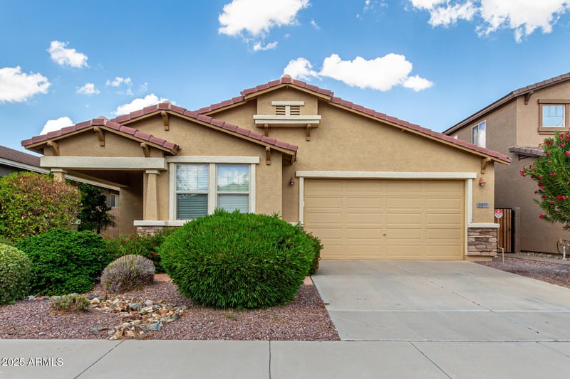 3610 Odessa Dr, San Tan Valley, AZ 85140