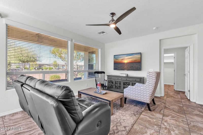 36106 Desert Tea Dr, San Tan Valley, AZ 85140
