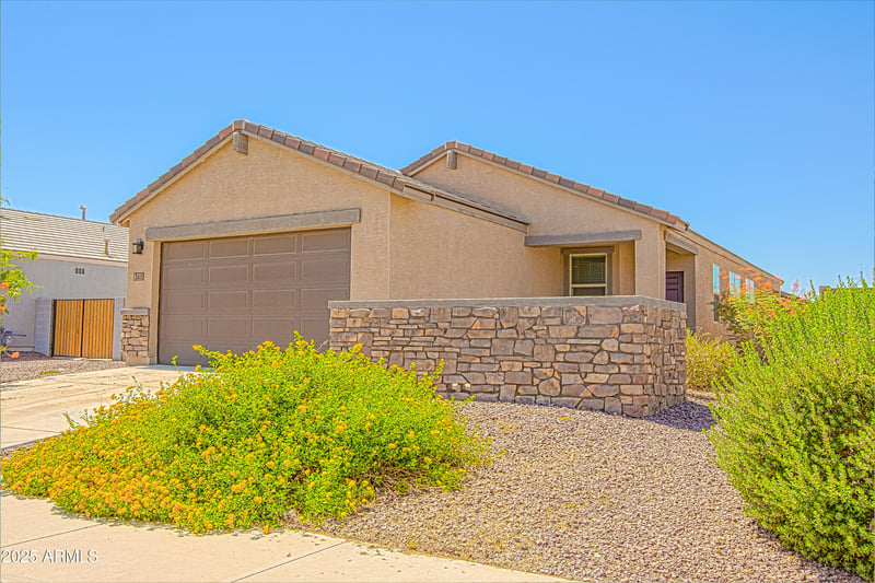 3611 Archer Dr, San Tan Valley, AZ 85140