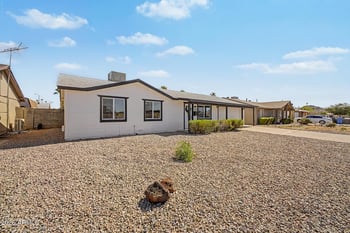 3611 Delcoa Dr, Phoenix, AZ 85032