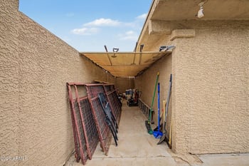 3613 Echo Ln, Phoenix, AZ 85051