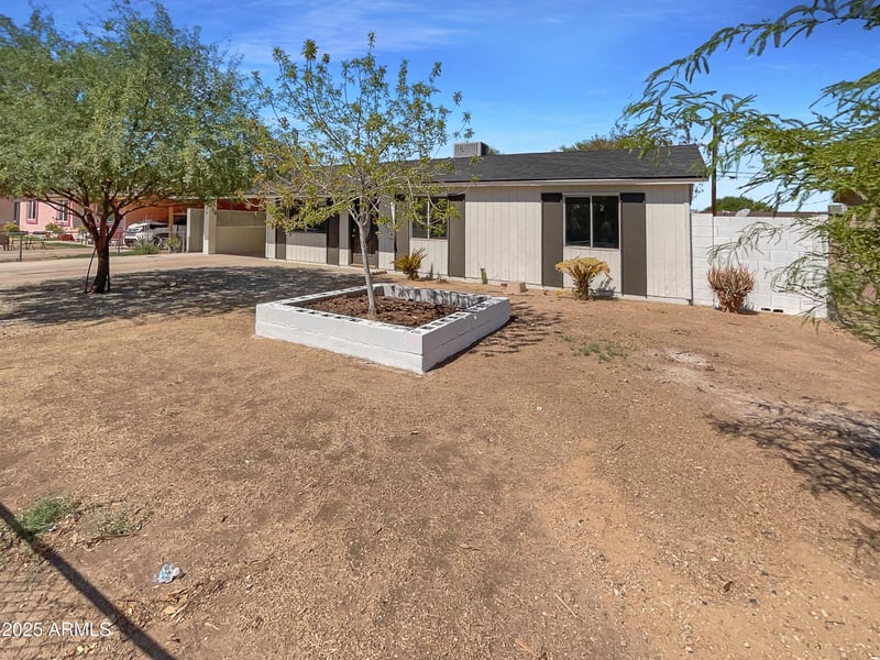 3614 64th Dr, Phoenix, AZ 85033