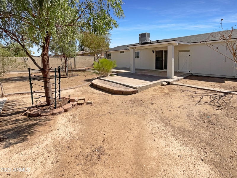 3614 64th Dr, Phoenix, AZ 85033